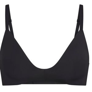 NEW WITH TAGS SKIMS WIRELESS FORM T-SHIRT DEMI BRA SIZE 36B